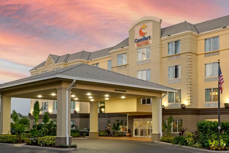 Hotel Comfort Suites Universal Studios Area