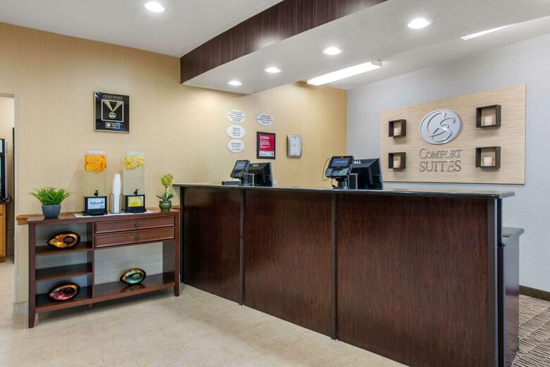 Hotel Comfort Suites Universal Studios Area
