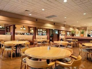 Ramada Gateway Hotel And Inn
