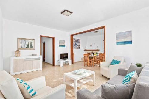 Villa Jose Blanc By Villa Plus