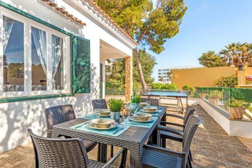 Villa Jose Blanc By Villa Plus