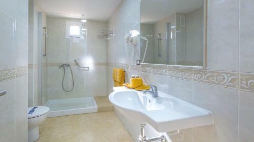 Great Apartment, Pool View, Near Playa Patalavaca