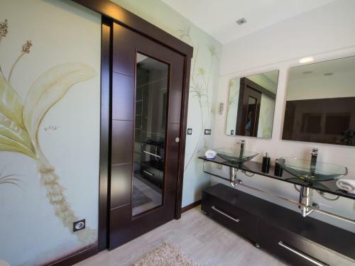 Panoramic Sea View Villa In Sanxenxo With Pool