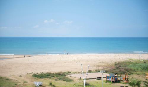 R107 Beachfront Apartment In Calafell