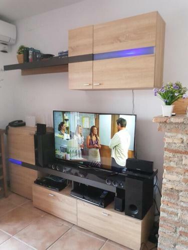 Welcometo Real Spain 5-bed Villa In Fuente Camacho