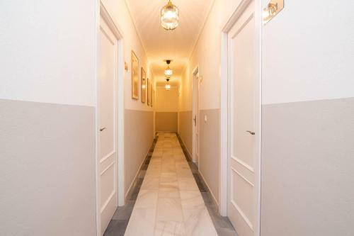 Hostal El Alf�rez