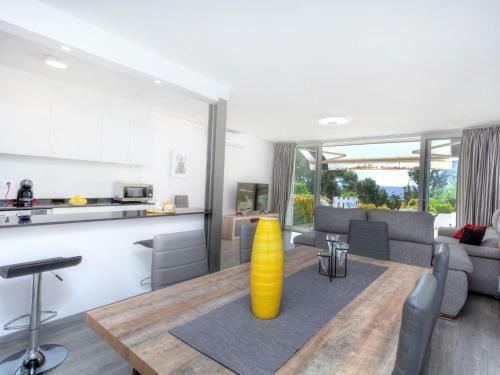 Apartment Cap Roig