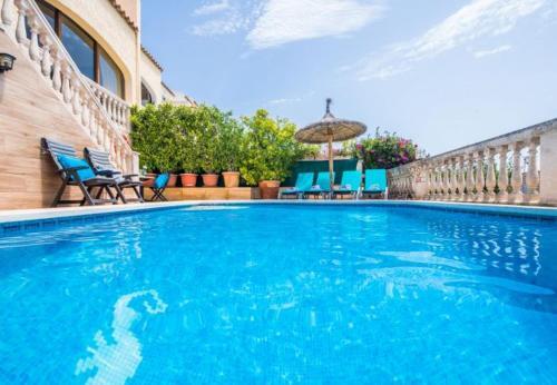Alcanada Holiday Home Sleeps 5 With Pool And Air Con