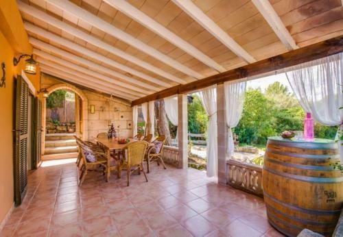 Cala Mesquida Holiday Home Sleeps 5 With Pool And Wifi
