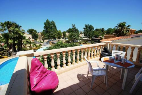 Riumar "eva", 300m To Beach, Private Pool, On-site-service, Dog Beach