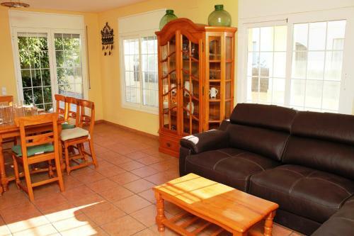 Riumar "eva", 300m To Beach, Private Pool, On-site-service, Dog Beach