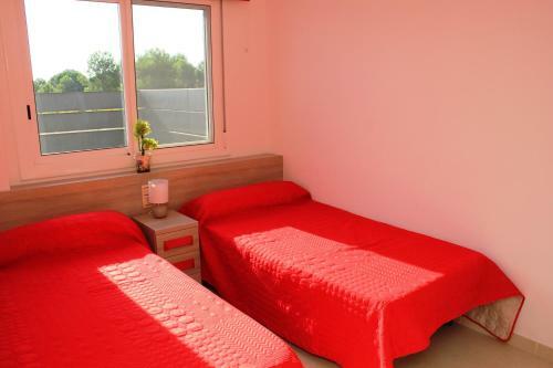 Riumar "marc", 550m To Beach, Private Pool, On-site-service, Dog Beach
