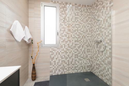 Villa Albaimar Con Piscina Privada
