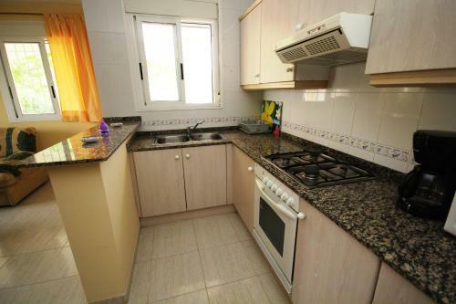 Riumar "nati", 250m To Beach, Private Pool, On-site-service, Dog Beach