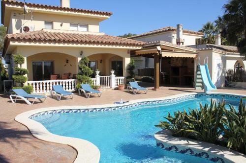 Riumar "estrella", 500m Zu Strand, Privatpool, On-site-service, Hundestrand