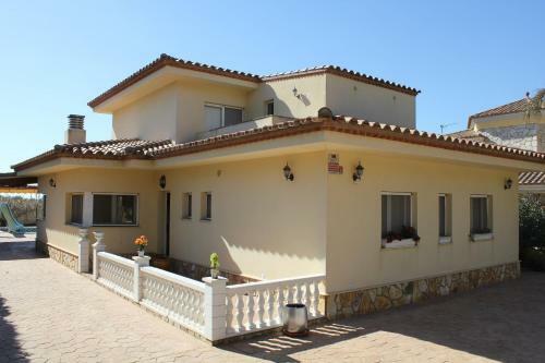 Riumar "estrella", 500m Zu Strand, Privatpool, On-site-service, Hundestrand