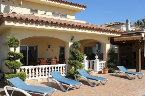 Riumar "estrella", 500m Zu Strand, Privatpool, On-site-service, Hundestrand