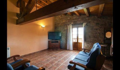 Villa In Capolat Sleeps 16 With Pool
