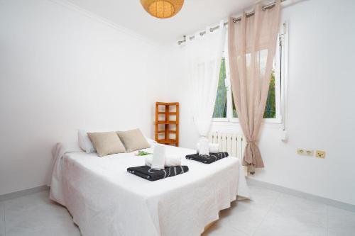 Xabia Villa Sleeps 8 With Pool And Air Con