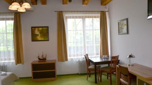 Hostal Tawerna Kaper
