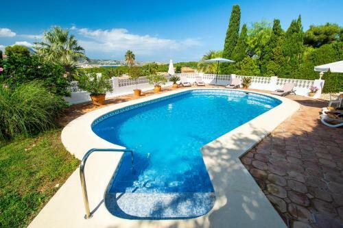 Xabia Villa Sleeps 6 Pool Air Con Wifi