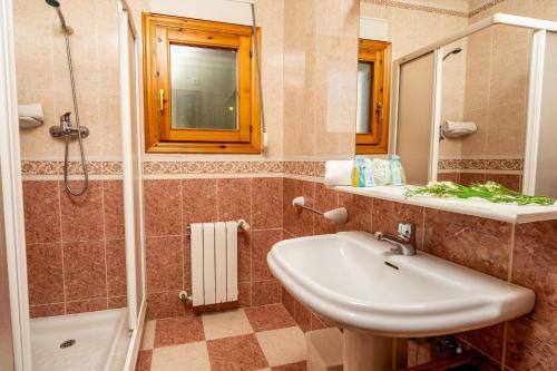 Xabia Villa Sleeps 6 Pool Air Con Wifi