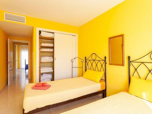 Vibrant Chalet In Cala Mendia Near Beach