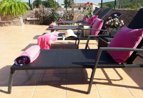 El Toro Villa Sleeps 8 With Pool Air Con And Wifi