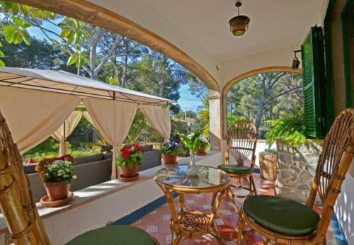 El Toro Villa Sleeps 8 With Pool Air Con And Wifi