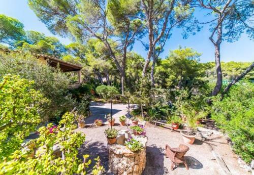 Cala Mondrago Holiday Home Sleeps 6 With Pool