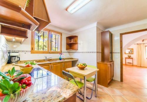 Cala Mondrago Holiday Home Sleeps 6 With Pool