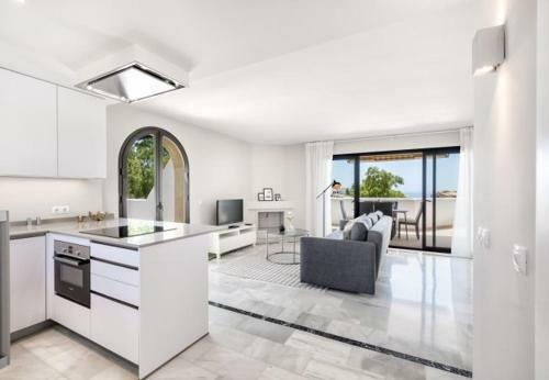 Sitio de Calahonda Apartment Sleeps 4 Pool Air Con