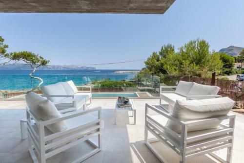 Es Mal Pas Villa Sleeps 8 With Pool Air Con And Wifi