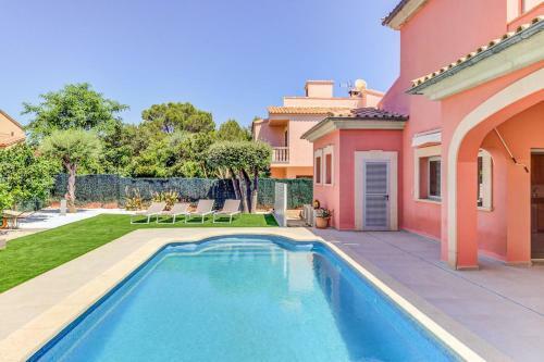 Villa In Es Mal Pas Sleeps 8 With Pool And Air Con