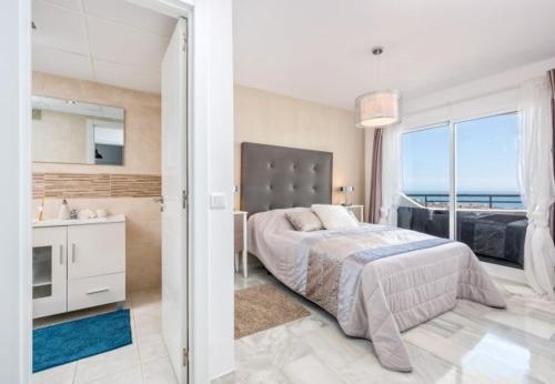 Sitio de Calahonda Apartment Sleeps 4 Pool Air Con