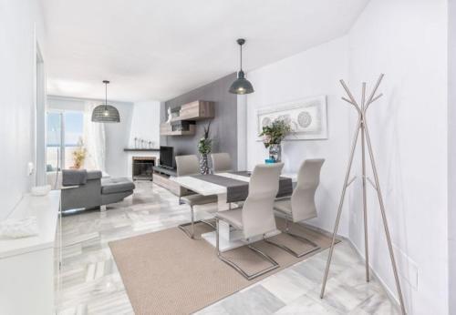 Sitio de Calahonda Apartment Sleeps 4 Pool Air Con