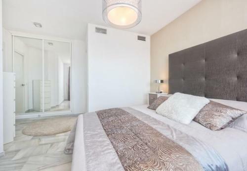 Sitio de Calahonda Apartment Sleeps 4 Pool Air Con