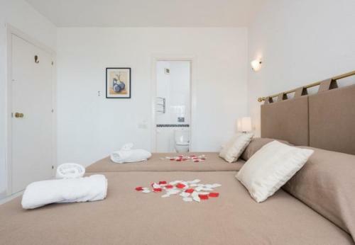 Cabopino Apartment Sleeps 4 Pool Air Con Wifi