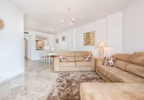 Sitio de Calahonda Apartment Sleeps 4 Pool Air Con