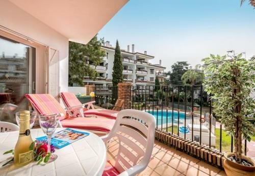 Sitio de Calahonda Apartment Sleeps 4 Pool Air Con