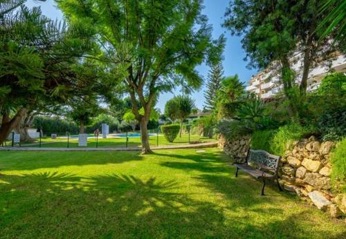 Sitio de Calahonda Apartment Sleeps 4 Pool Air Con
