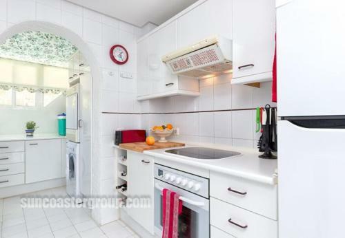 Sitio de Calahonda Apartment Sleeps 6 Pool Air Con