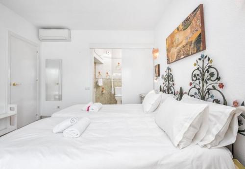 Cabopino Apartment Sleeps 4 Pool Air Con Wifi