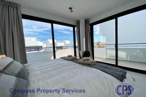 Apartamento Luxurious Villa Private Pool La Marina Urb Lm3