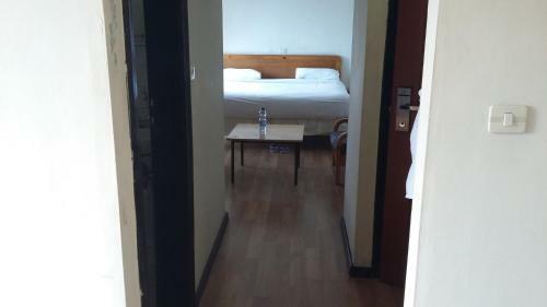 Semien Hotel