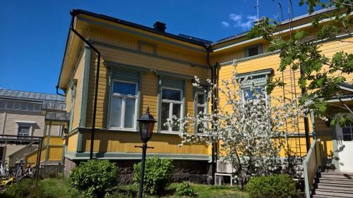 Hamina Center Apartment With Sauna