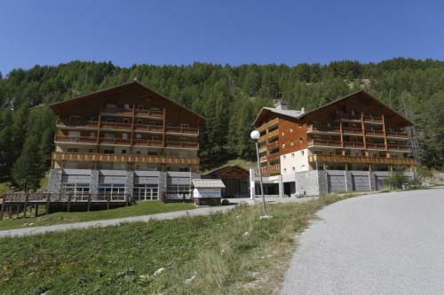 Chalets Du Verdon La Foux D'allos St4