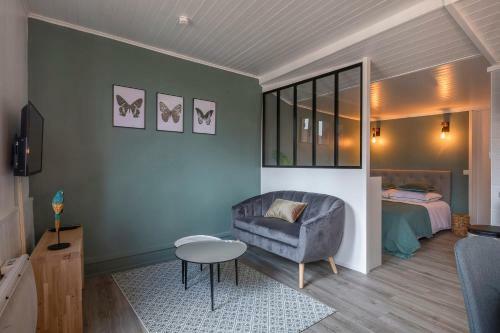Apartamento Le Toit Du Palais de L'isle - Studio Avec Vue Imprenable