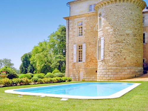 Le Moulinaud Chateau Sleeps 12 Pool Wifi