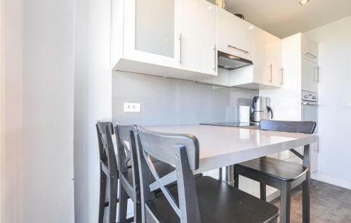 Amazing Apartment In Antibes With 2 Bedrooms